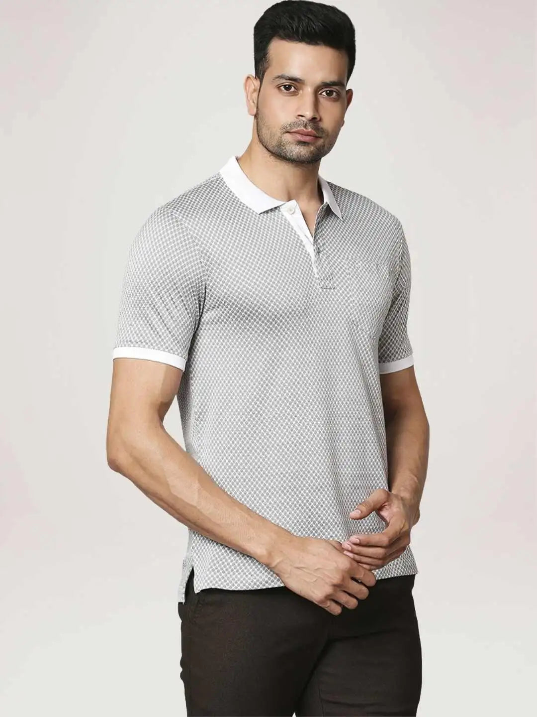 Raymond Men White Solid Regular Fit Casual T-Shirt