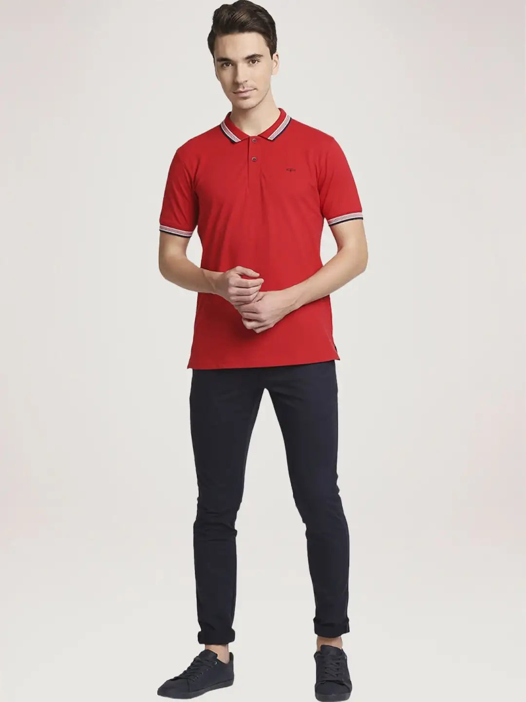 Colorplus Men Medium Red Solid Tailored Fit Casual T-Shirt