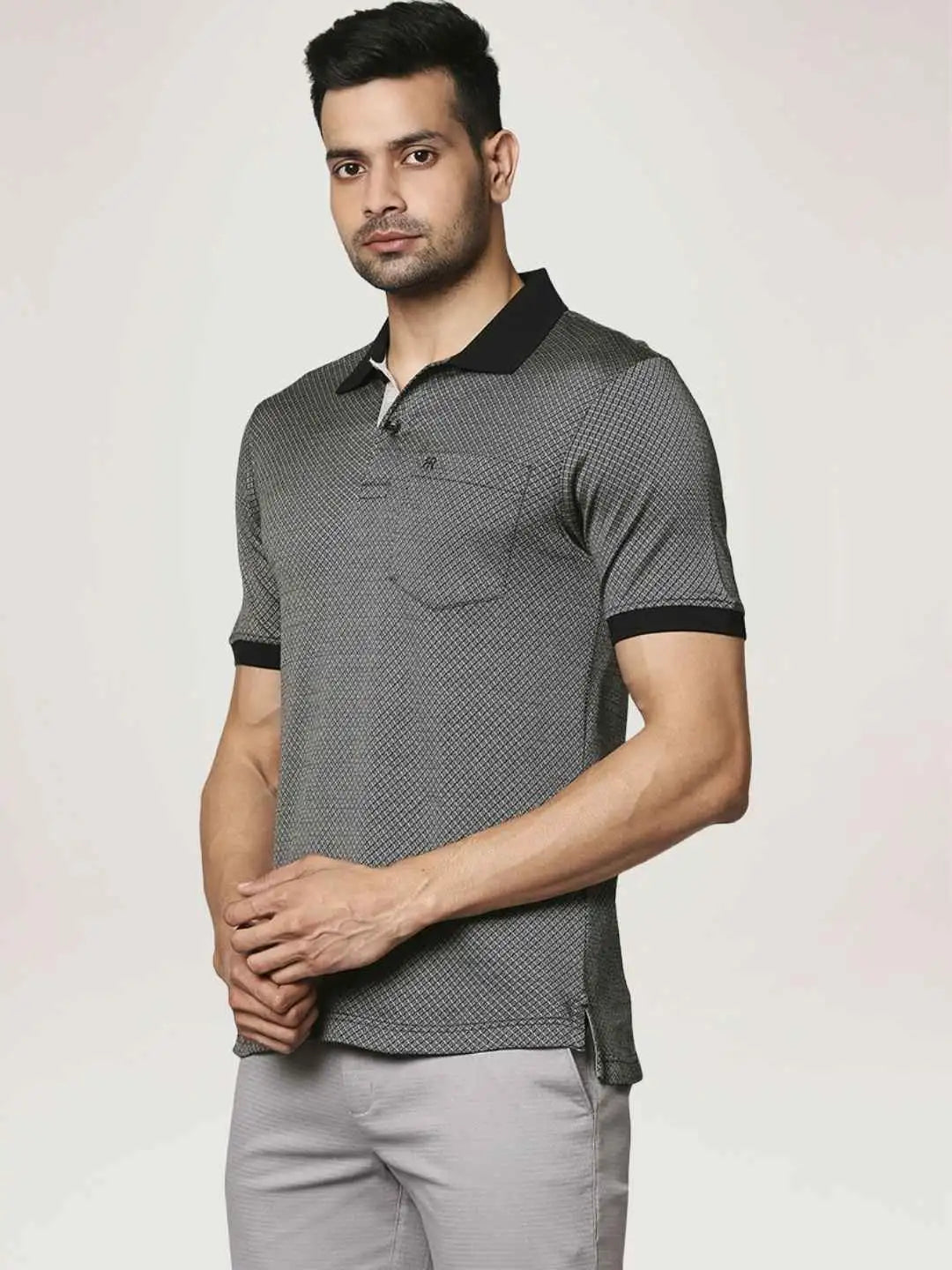 Raymond Men Black Solid Regular Fit Casual T-Shirt