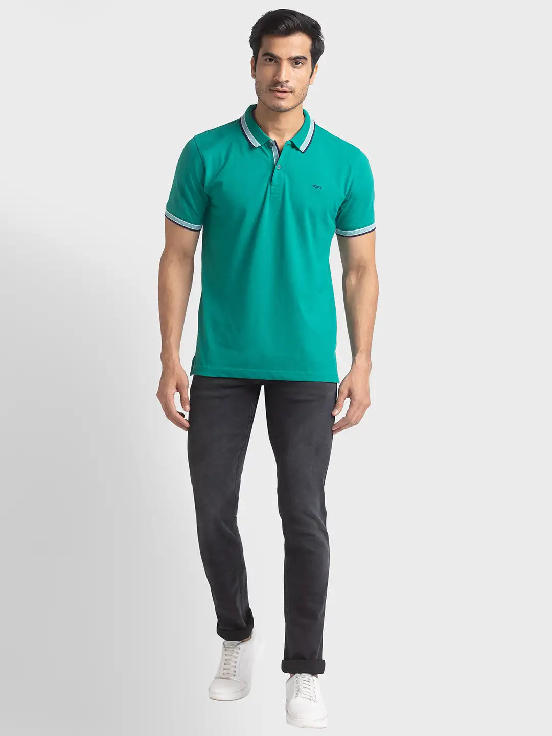 Men Tapered Fit Medium Blue Jeans