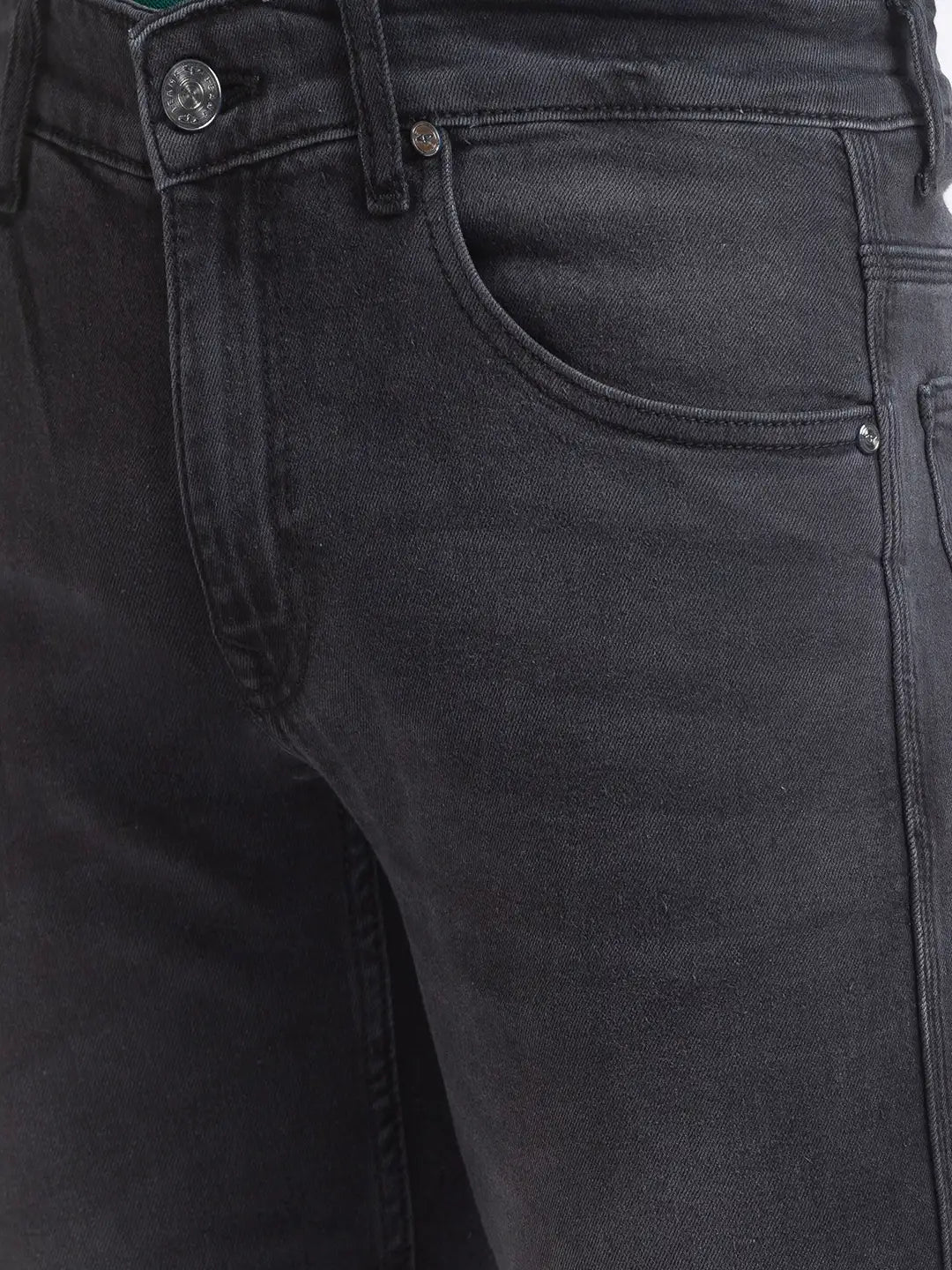 Men Tapered Fit Medium Blue Jeans