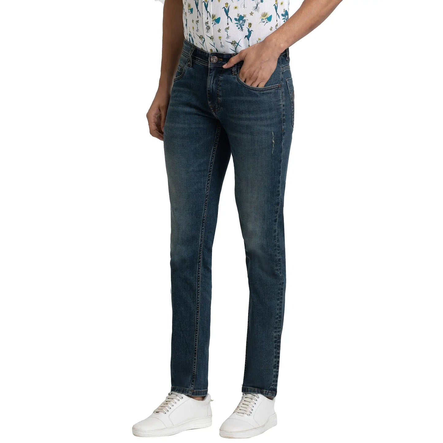 Men Tapered Fit Blue Jeans