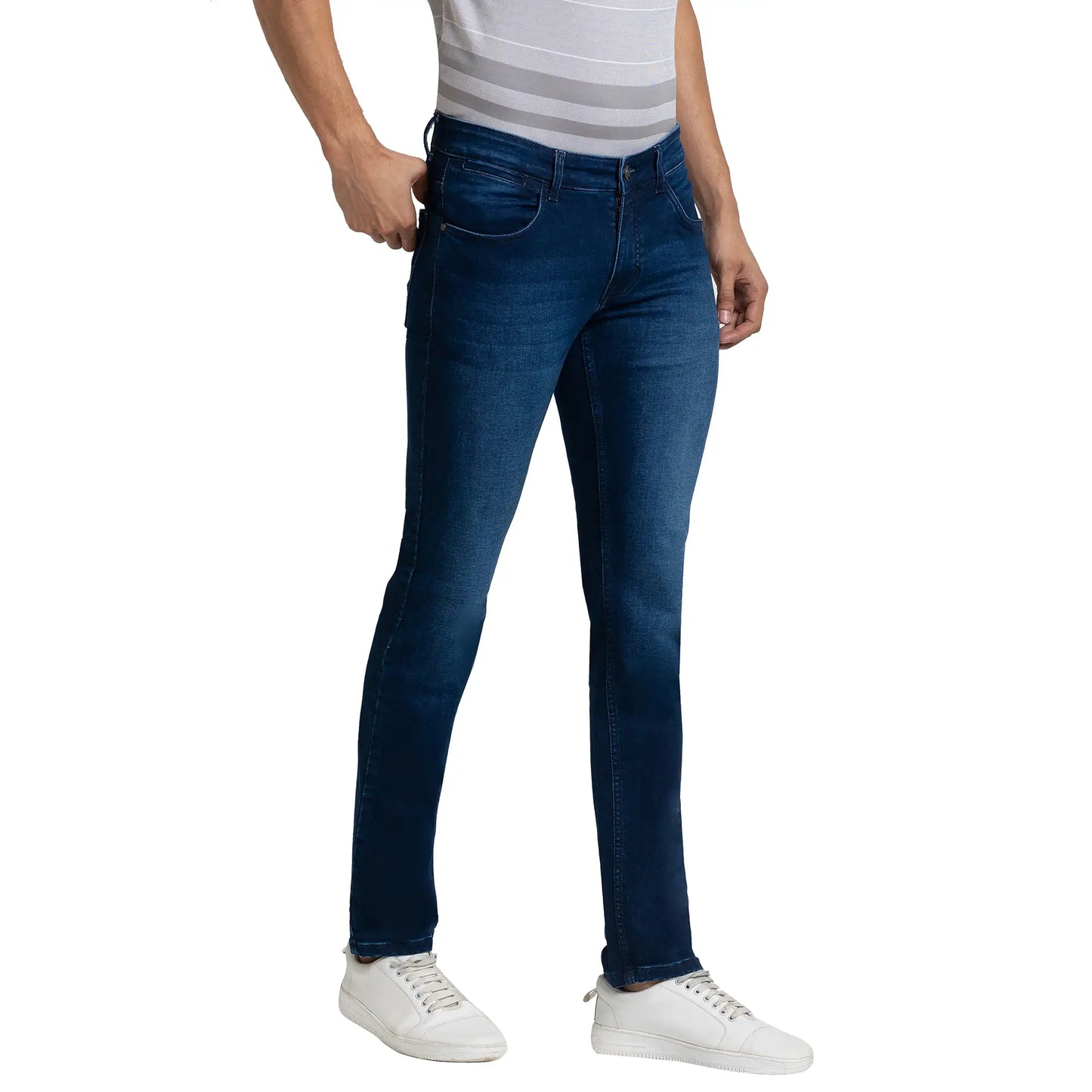 Men Tapered Fit Blue Jeans