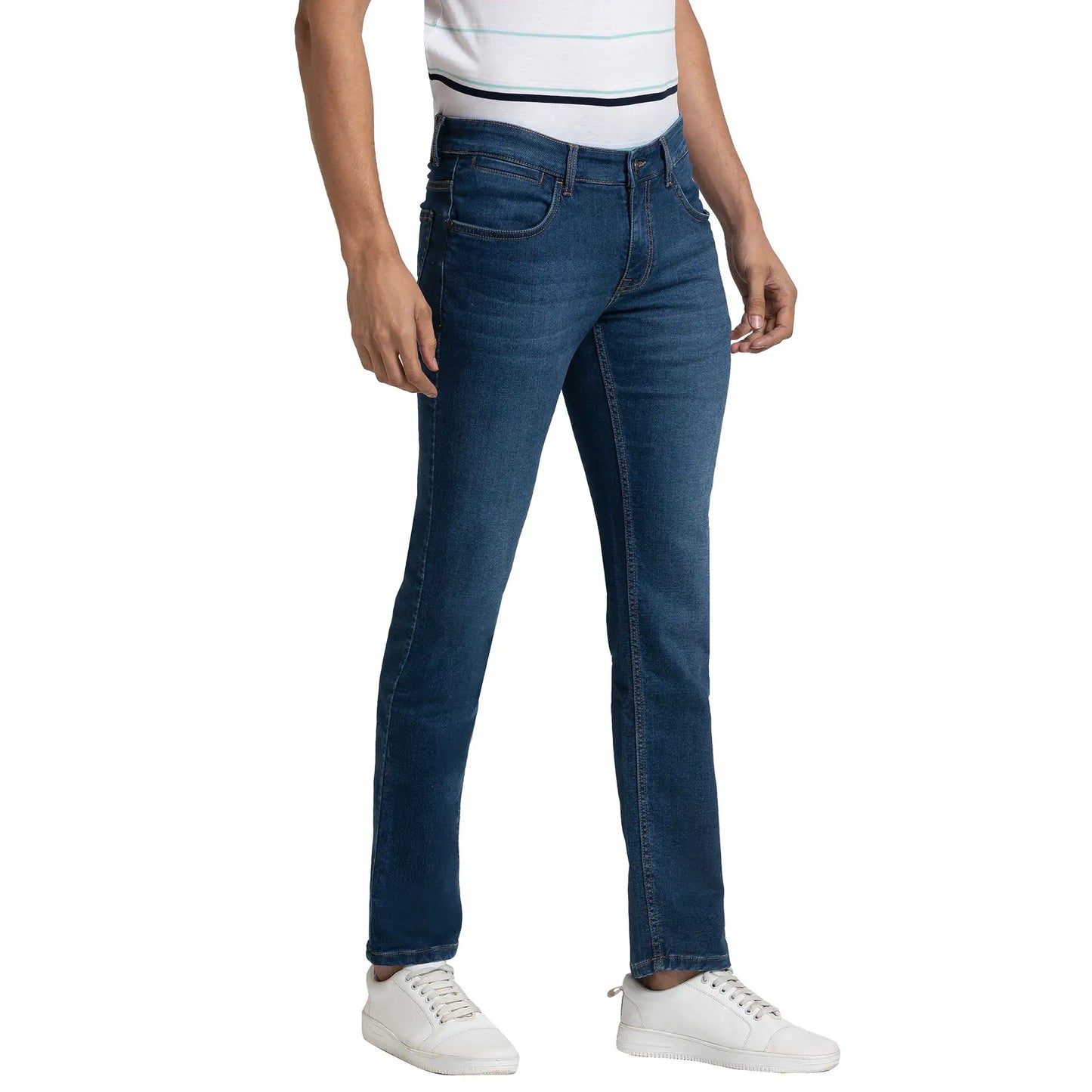 Men Tapered Fit Blue Jeans