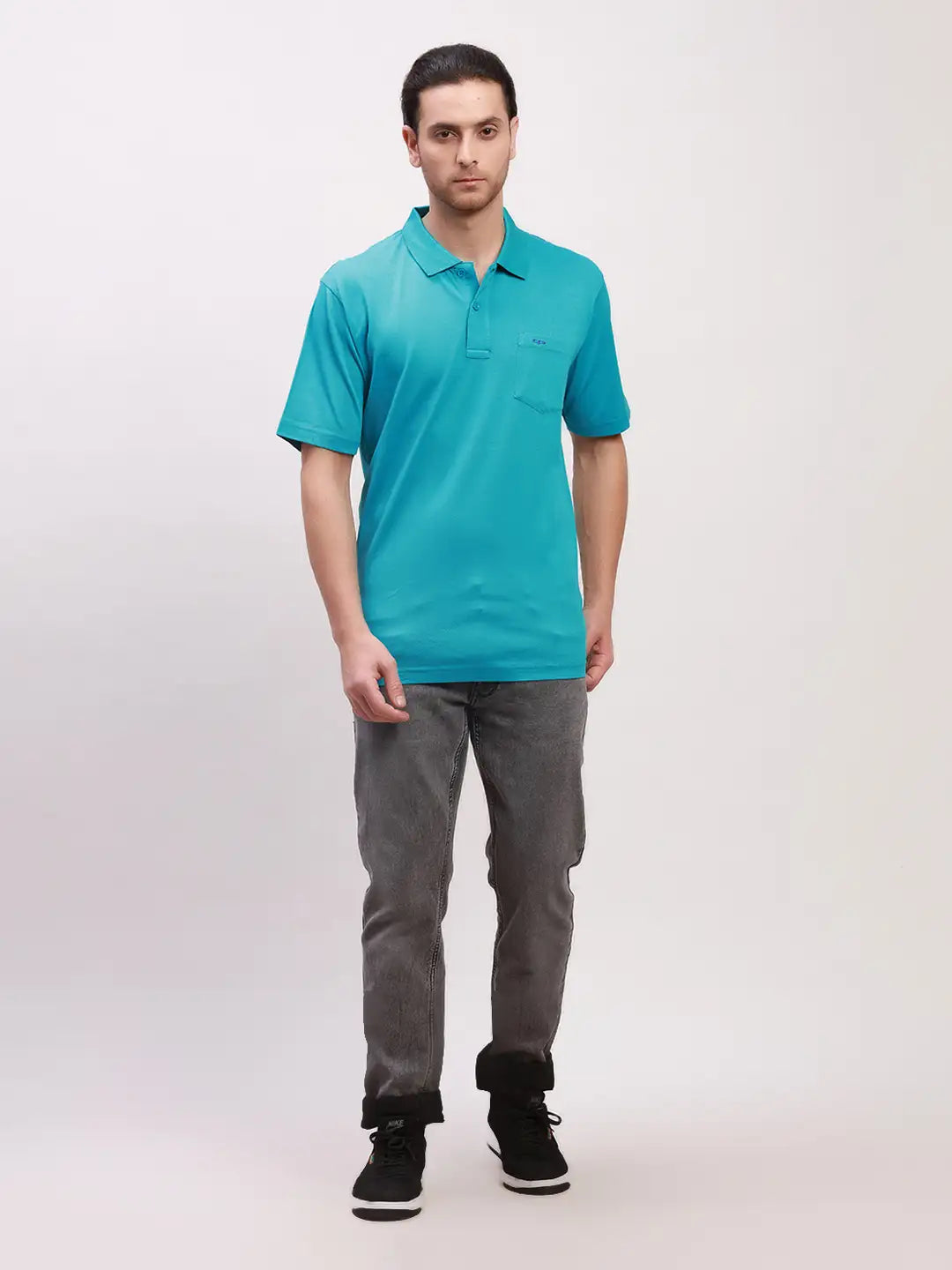 Colorplus Men Blue Solid Classic Fit Cotton Half Sleeve T-Shirt