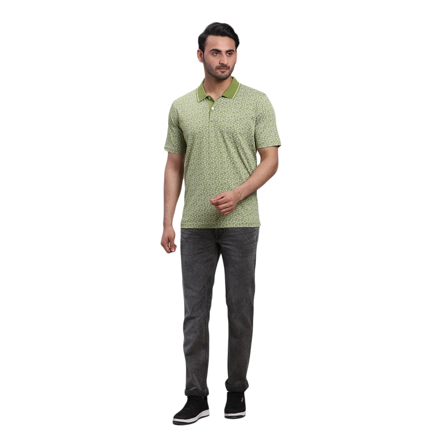 ColorPlus Men Green Solid Regular Fit Cotton Half Sleeve T-Shirt