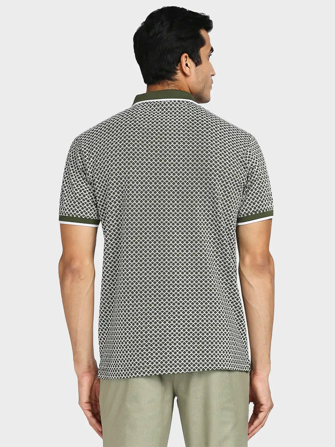 Men Tailored Fit Medium Maroon Polo