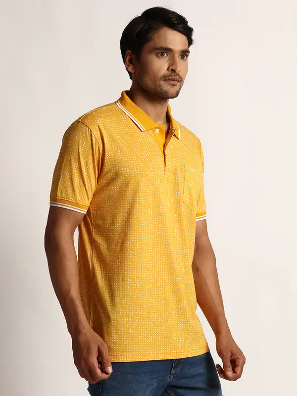 Men Tailored Fit Orange T-Shirt