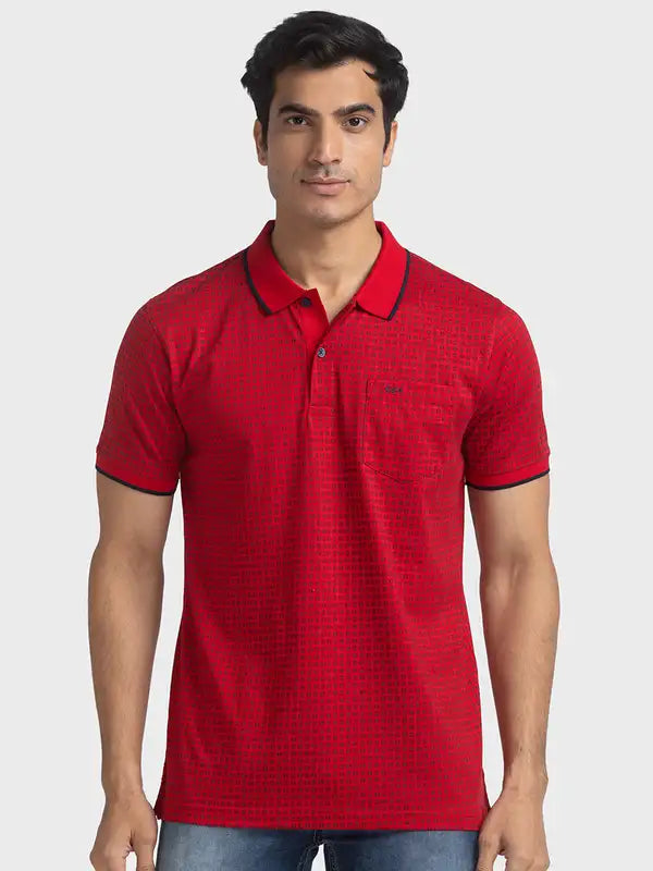 Men Tailored Fit Red T-Shirts