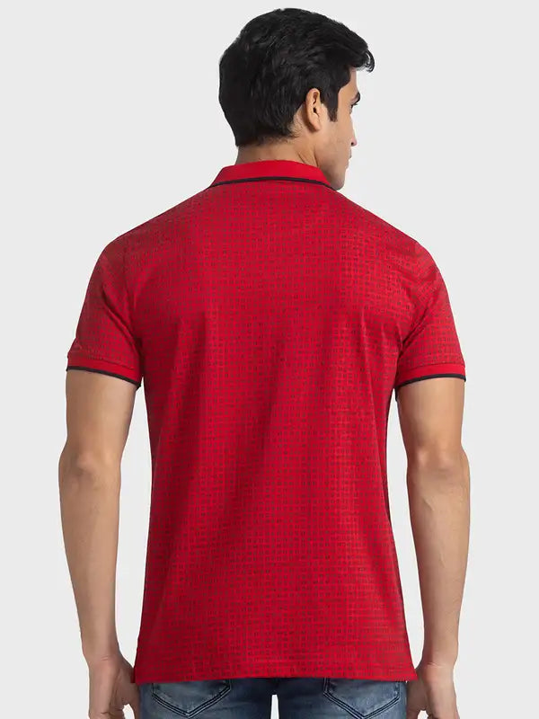 Men Tailored Fit Red T-Shirts