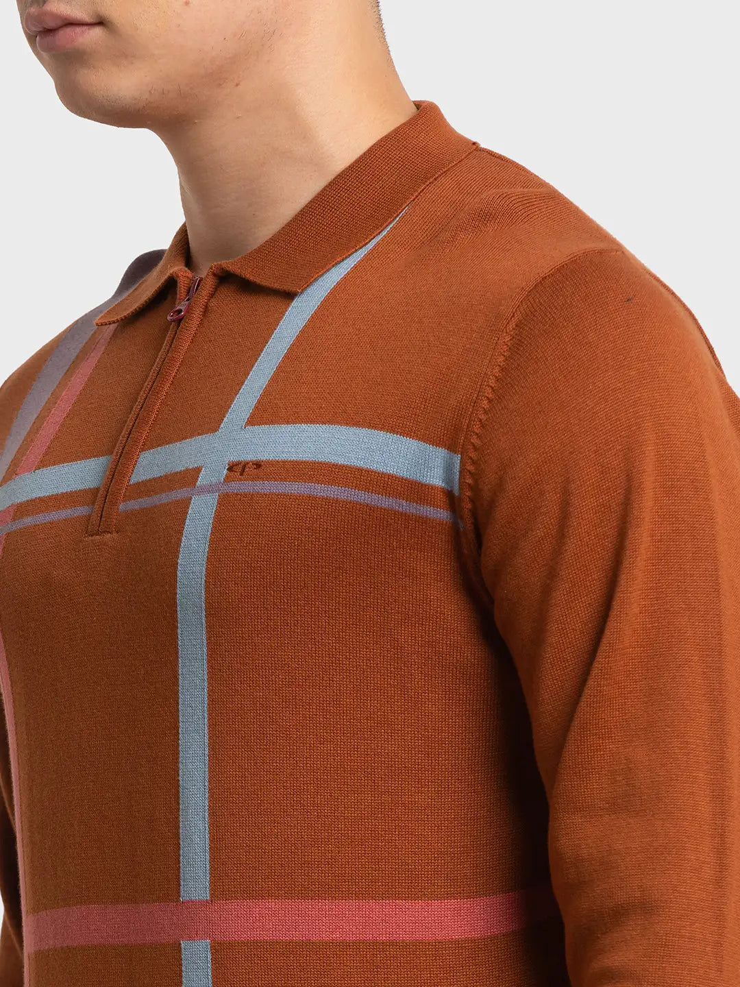 Men Tailored Fit Light Grey T-Shirt & Polo