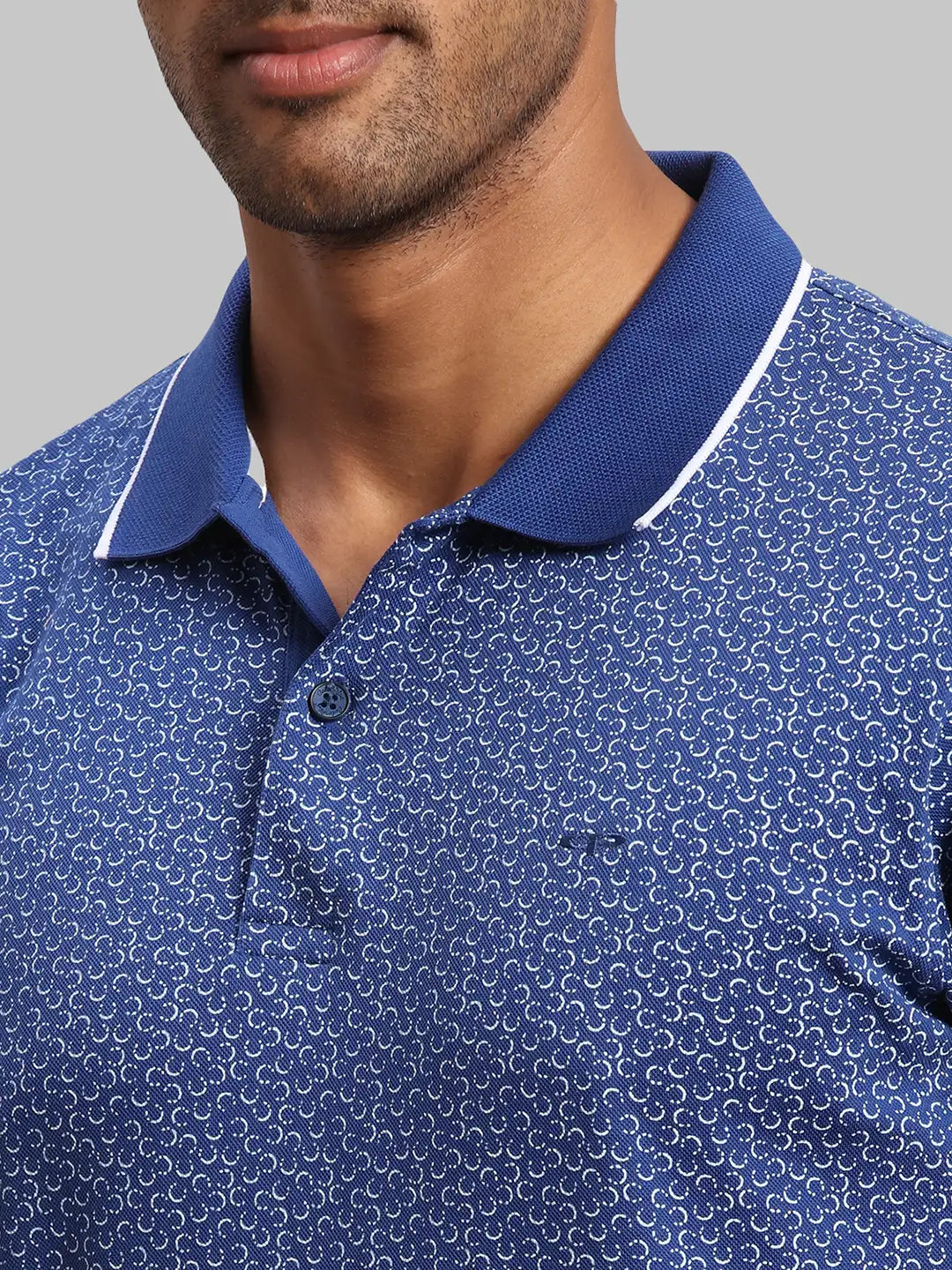 Men Tailored Fit Medium Red Polo