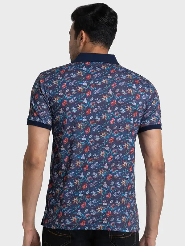 Men Tailored Fit Maroon T-Shirts