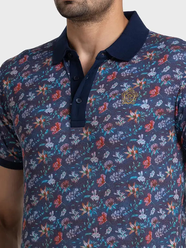 Men Tailored Fit Maroon T-Shirts