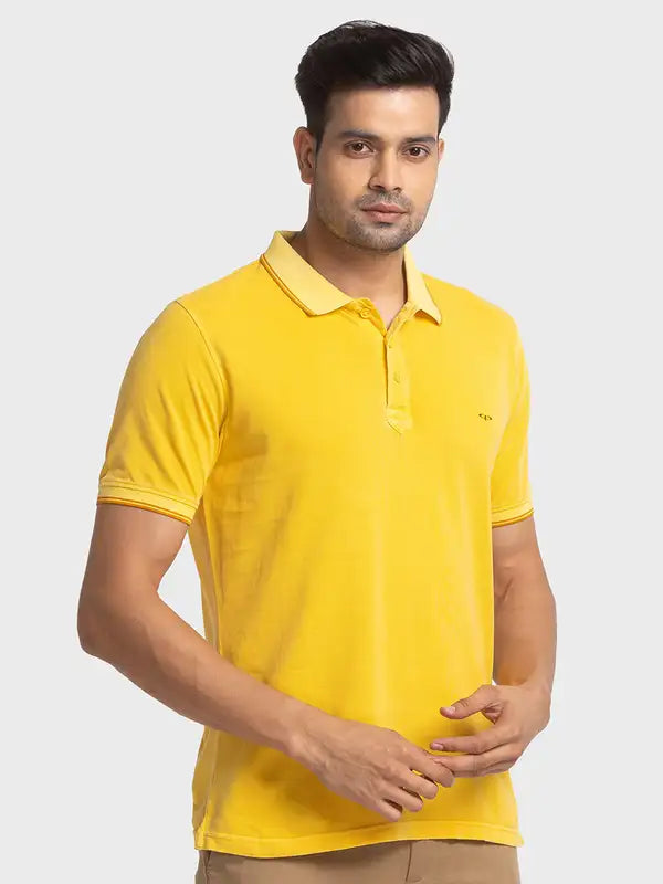 Men Tailored Fit Pink T-Shirts