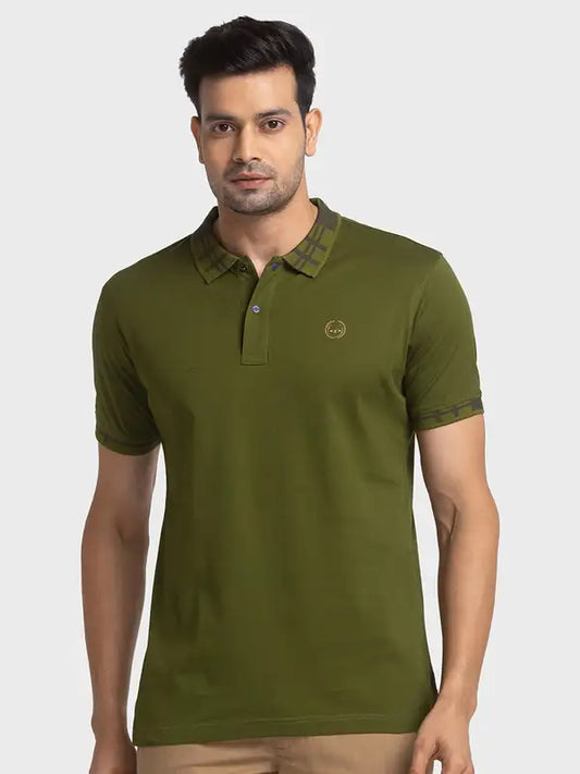 Men Tailored Fit Red T-Shirts