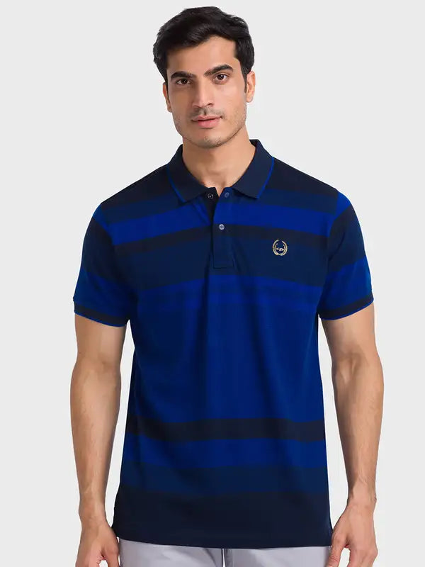 Men Tailored Fit Red T-Shirts