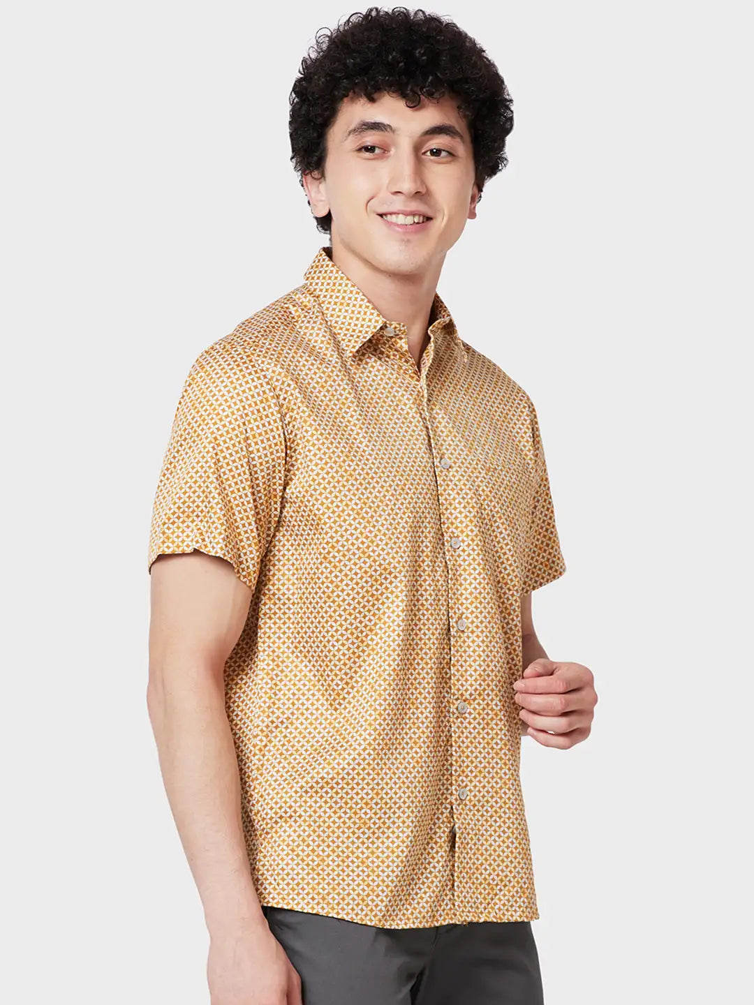 Men Classic Fit Red Shirt