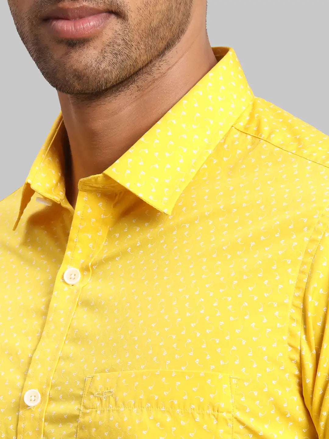 Men Contemporary Fit Medium Red Shirt