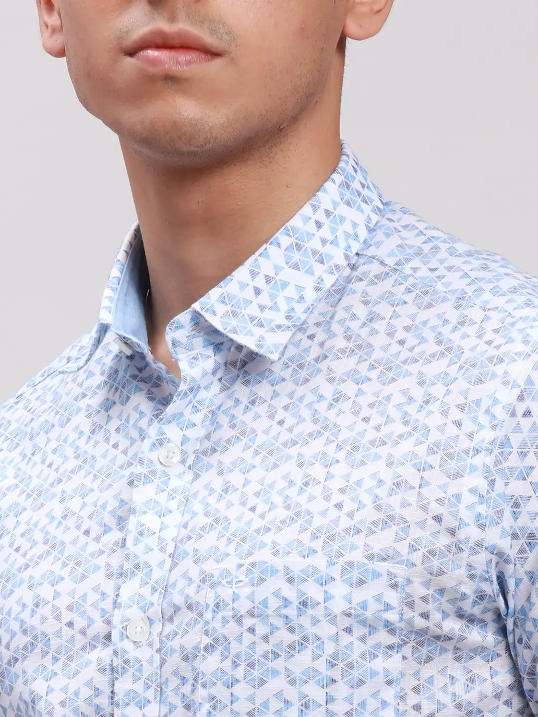 ColorPlus Men Blue Checks Tailored Fit Cotton Full Sleeve Cut Away Collar Shirt