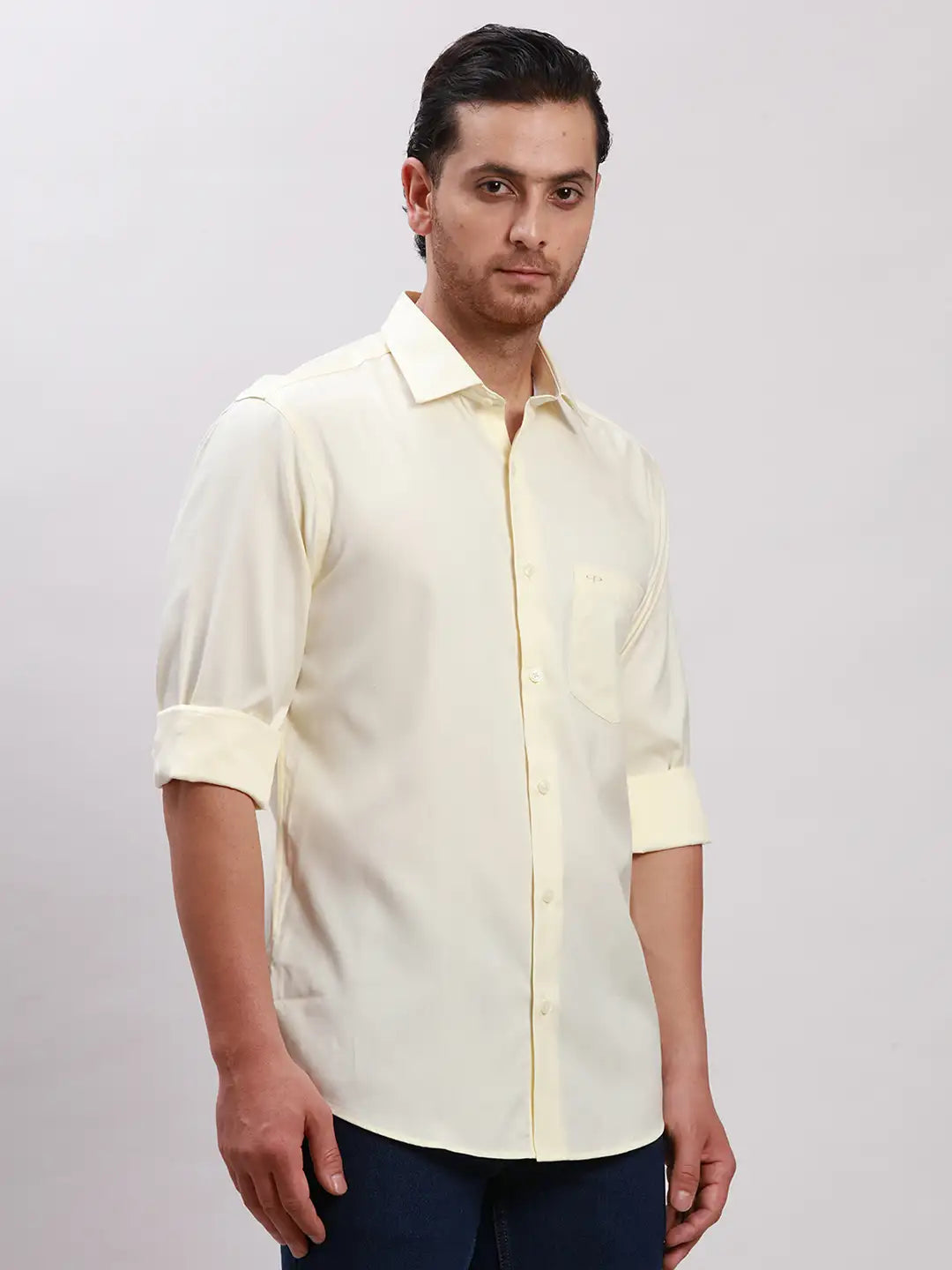 Men Blue Tailored Fit Solid Cotton Full Sleeves Shirts