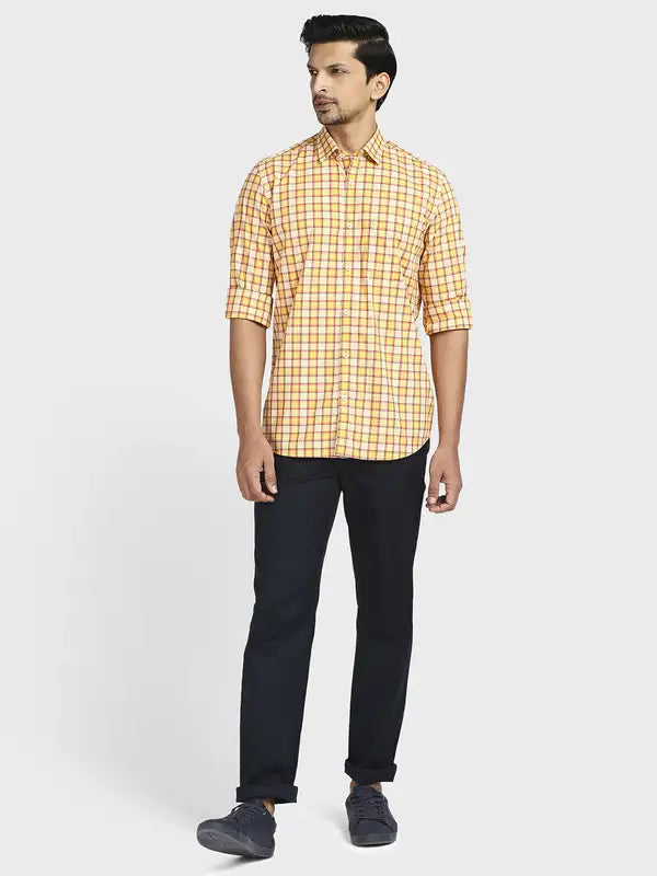 Men Tailored Fit Medium Green Shirt