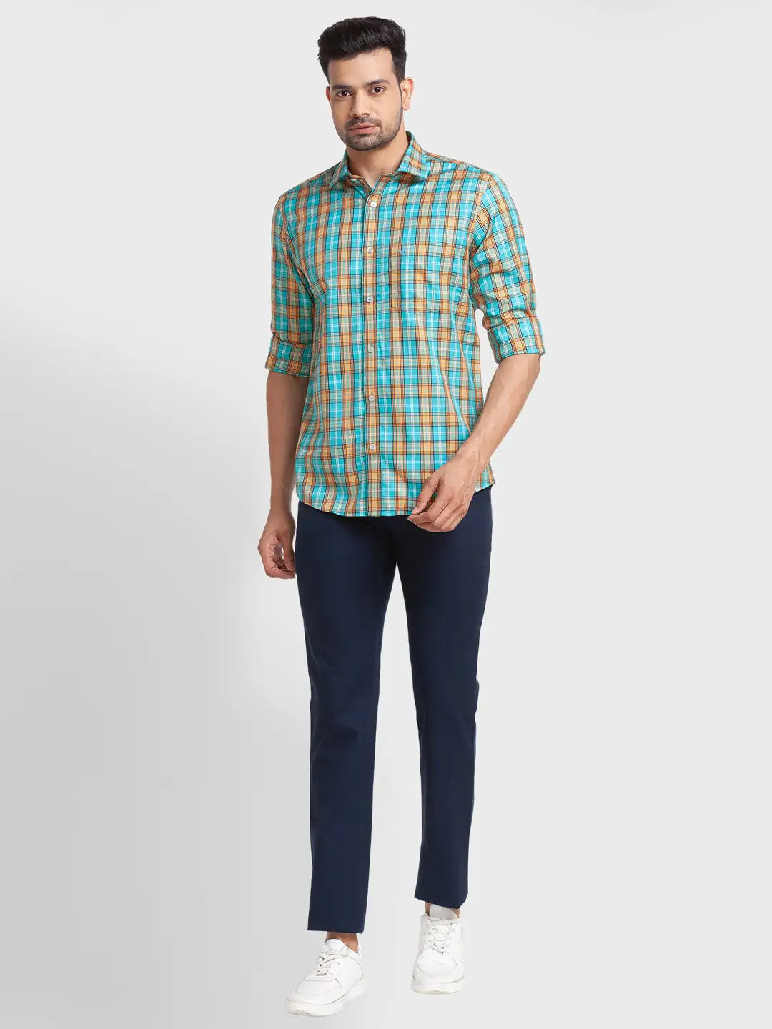 Men Tailored Fit Maroon Shirt