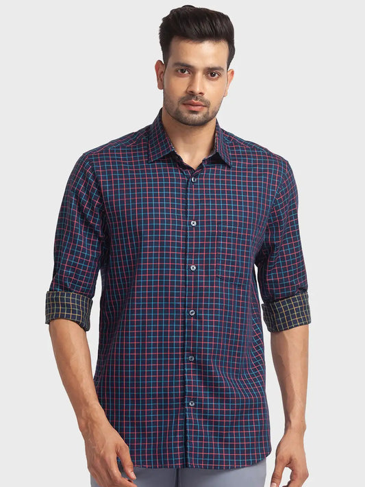 Men Tailored Fit Red Shirt