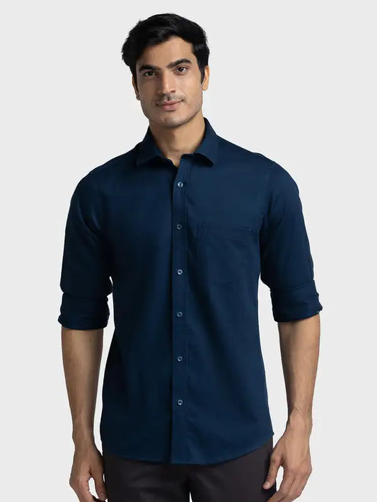 Men Tailored Fit Maroon Shirt