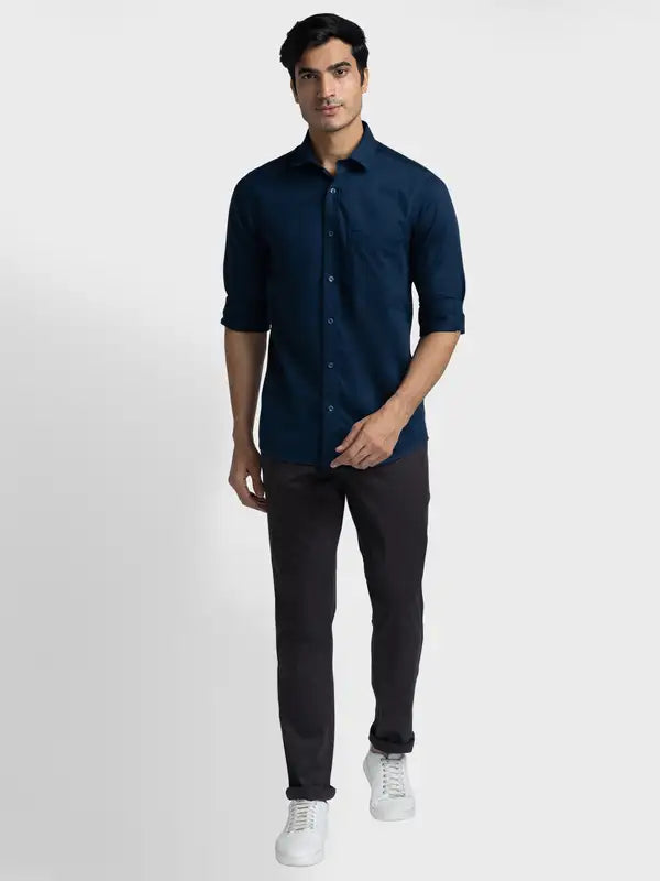 Men Tailored Fit Maroon Shirt