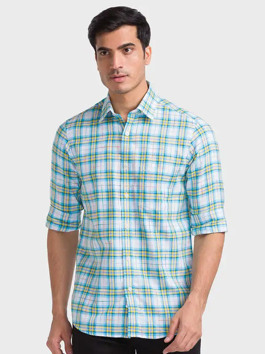 Men Tailored Fit Red Shirt