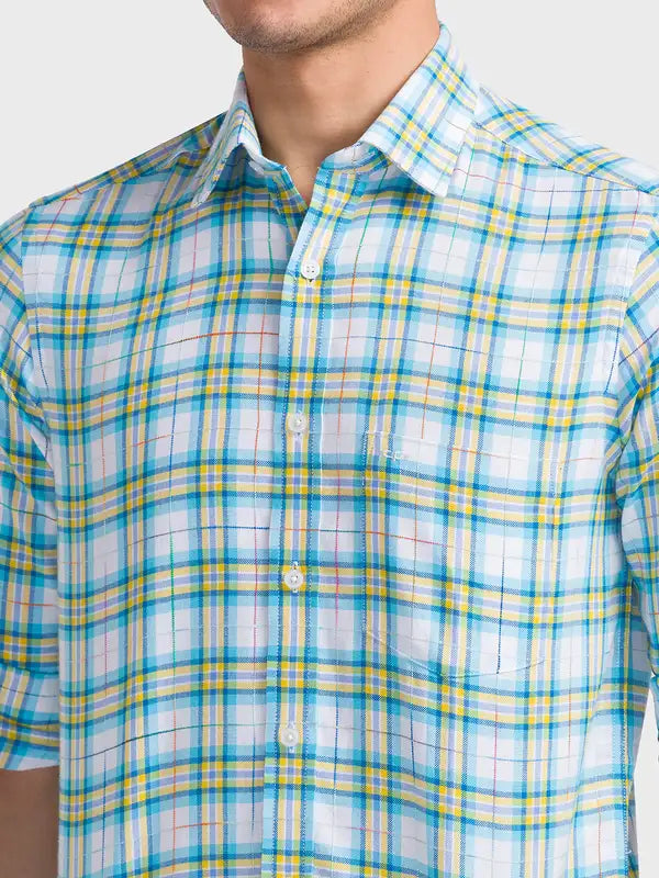 Men Tailored Fit Red Shirt