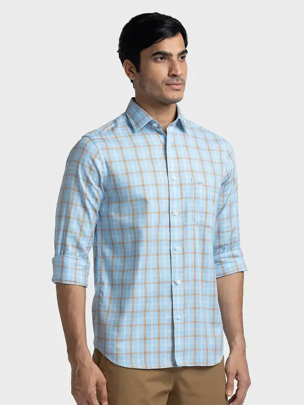 Men Tailored Fit Pink Shirt