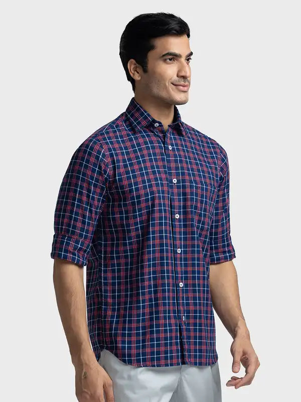 Men Tailored Fit Red Shirt