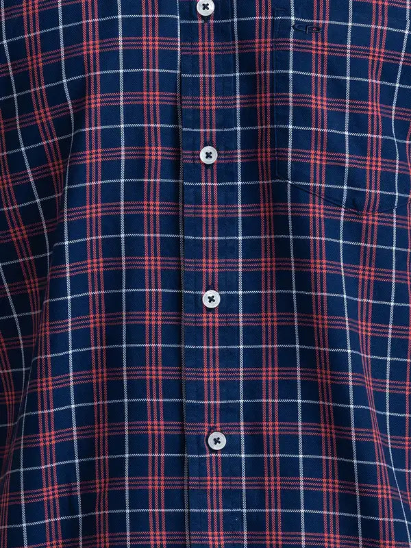 Men Tailored Fit Red Shirt