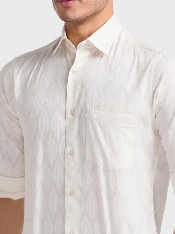 Men Tailored Fit Fawn Shirt