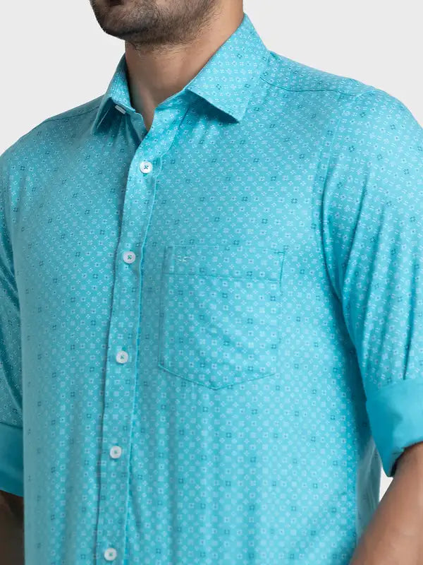 Men Tailored Fit Pink Shirt