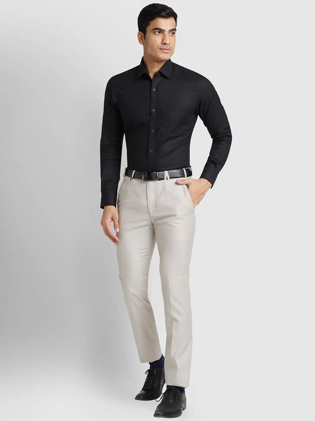 ColorPlus Men White Solid Piece Dyed Regular Fit Cotton Full Sleeve Shirt