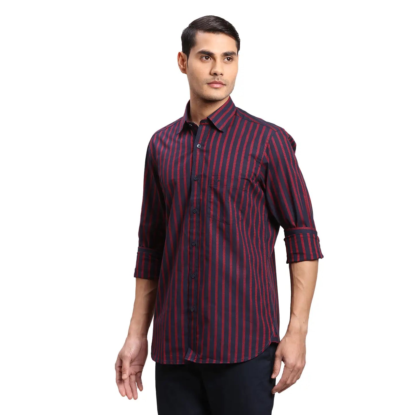 Men Violet Regular Fit Yarn Dyed Cotton Full Sleeves Shirts