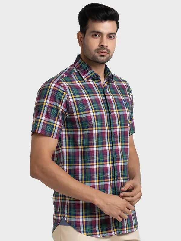 Men Tailored Fit Red Shirt