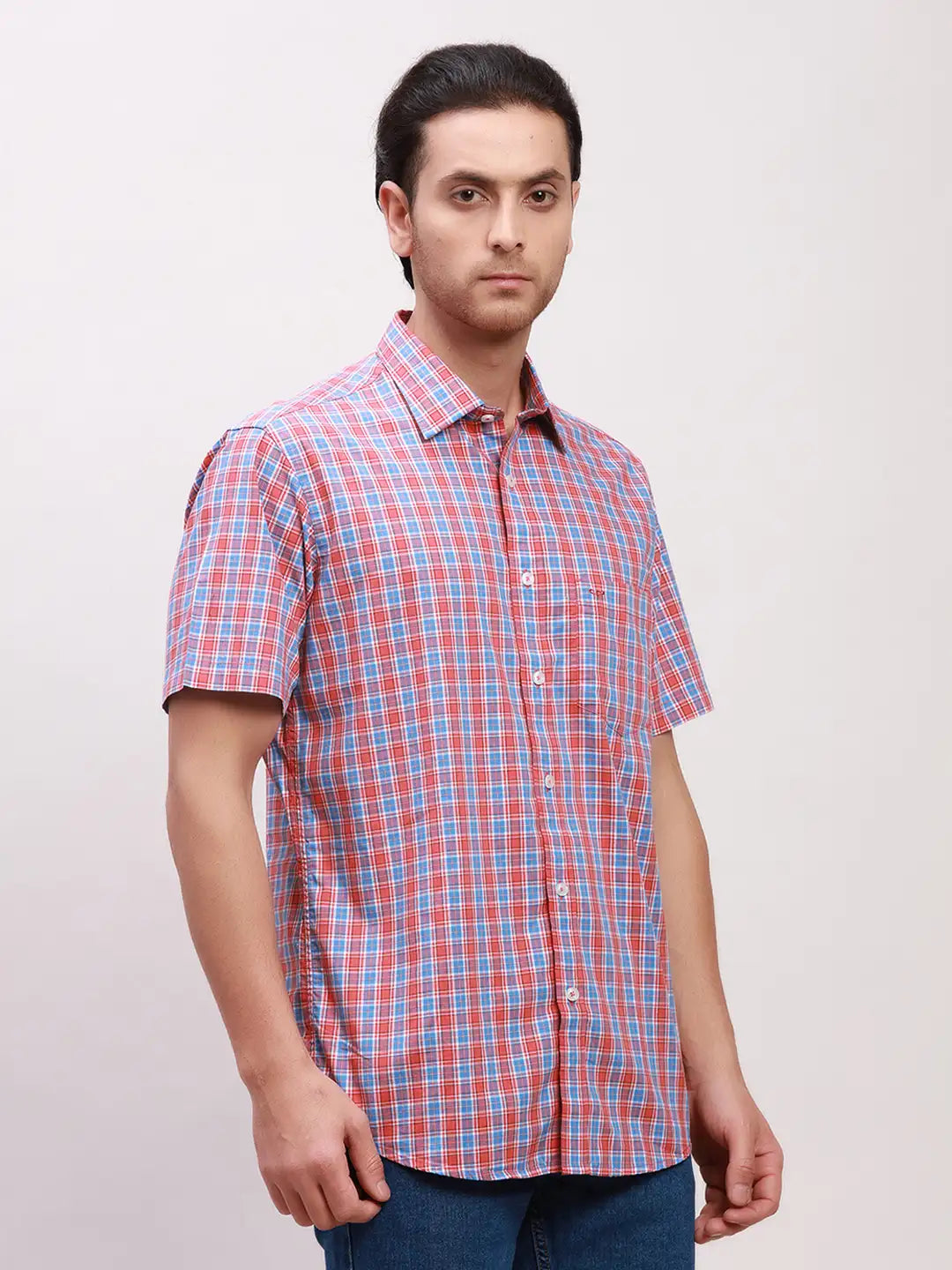 Colorplus Men Blue Checks Tailored Fit Cotton Blend Half Sleeve Shirts