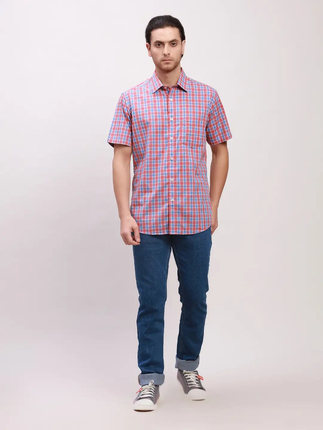 Colorplus Men Blue Checks Tailored Fit Cotton Blend Half Sleeve Shirts