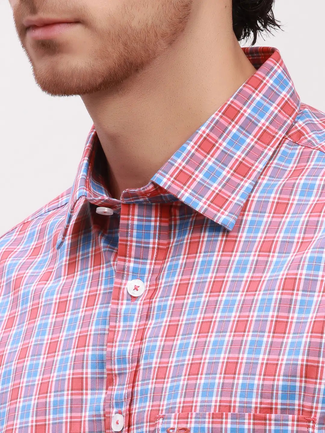 Colorplus Men Blue Checks Tailored Fit Cotton Blend Half Sleeve Shirts