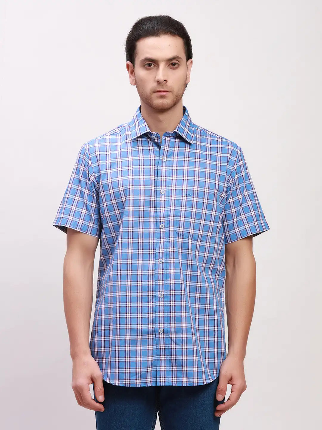 Colorplus Men Red Checks Tailored Fit Cotton Blend Half Sleeve Shirts