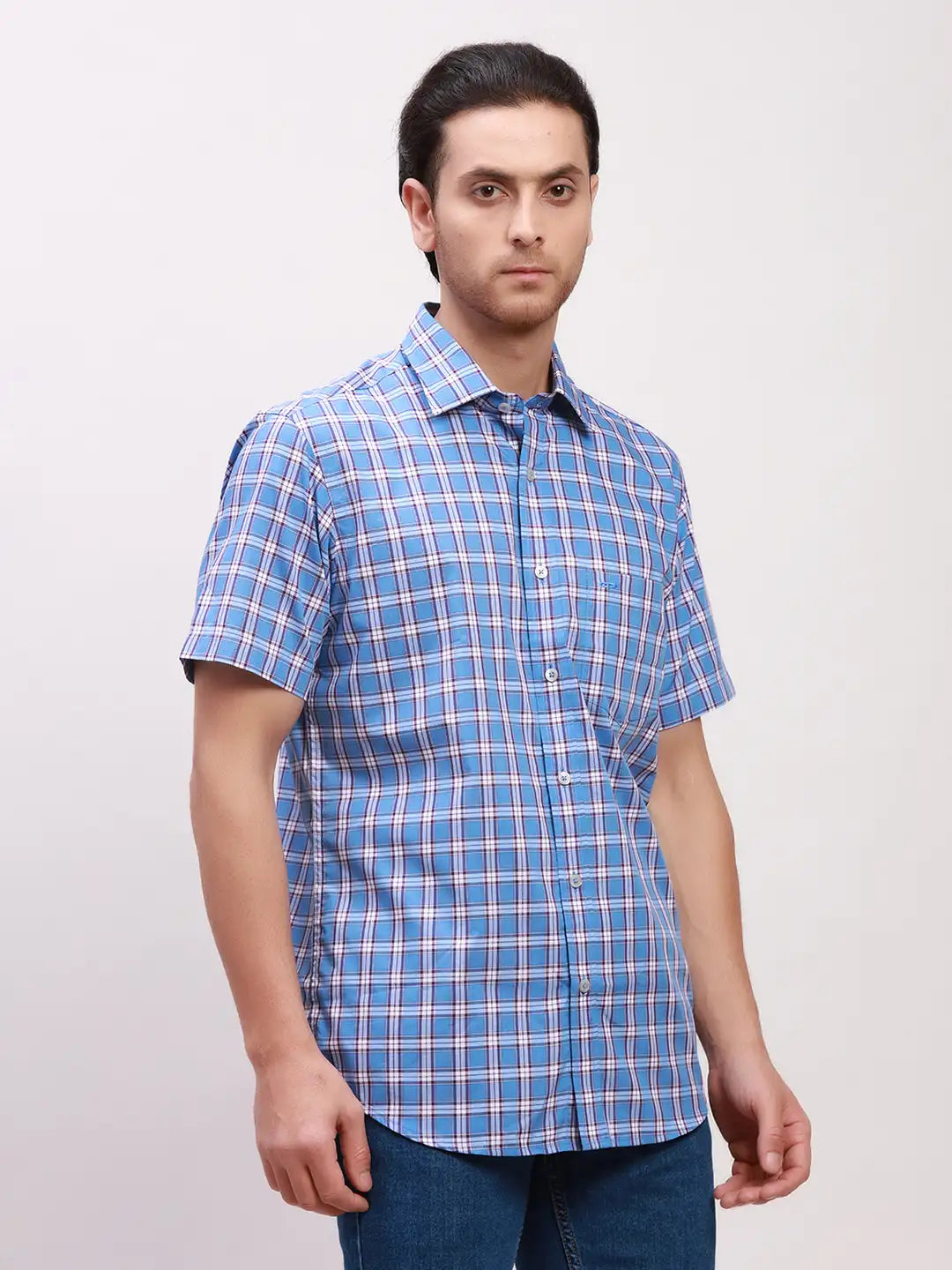 Colorplus Men Red Checks Tailored Fit Cotton Blend Half Sleeve Shirts