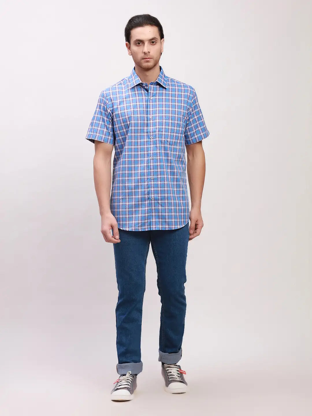 Colorplus Men Red Checks Tailored Fit Cotton Blend Half Sleeve Shirts