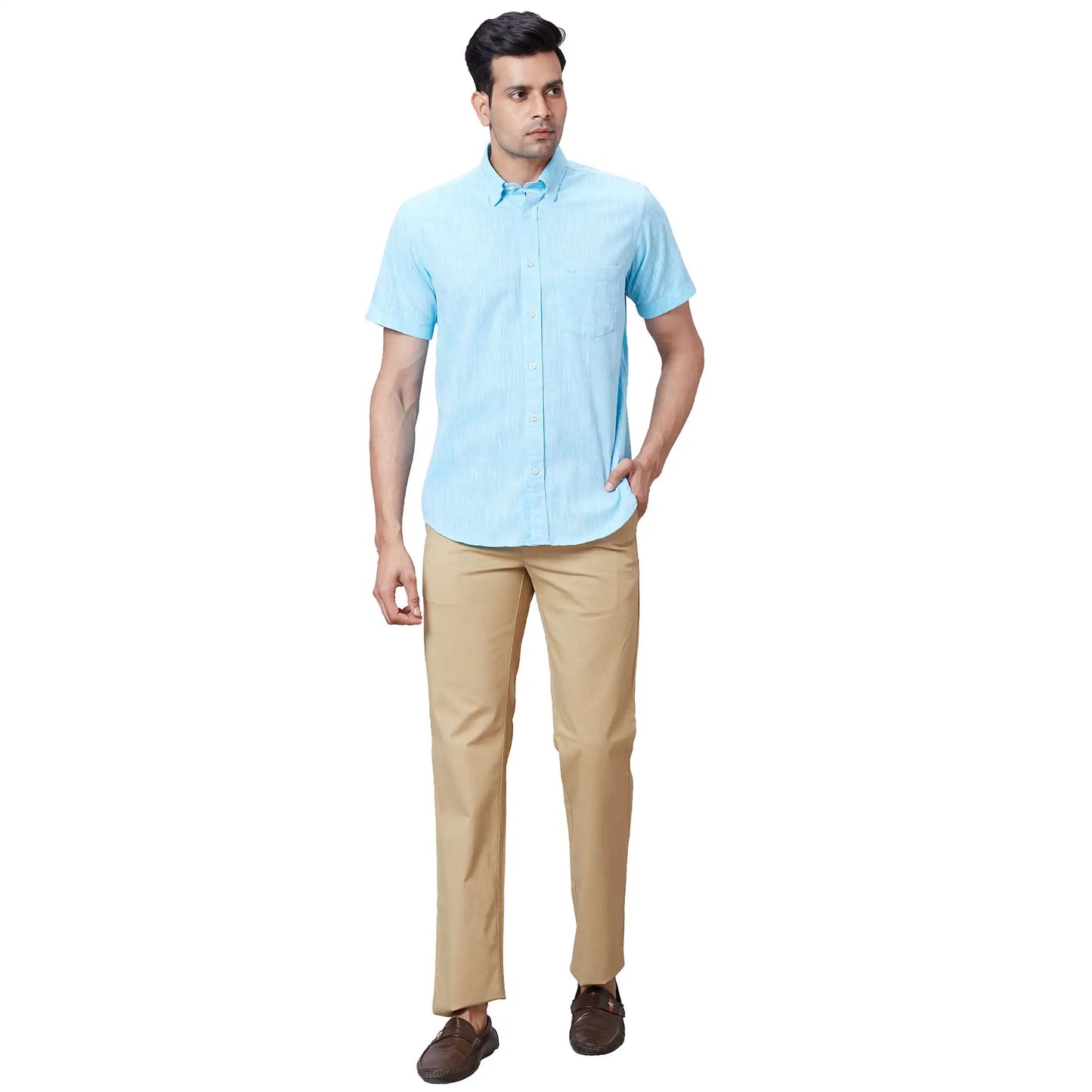 Men Blue Tailored Fit Solid Cotton Half Sleeve Shirts