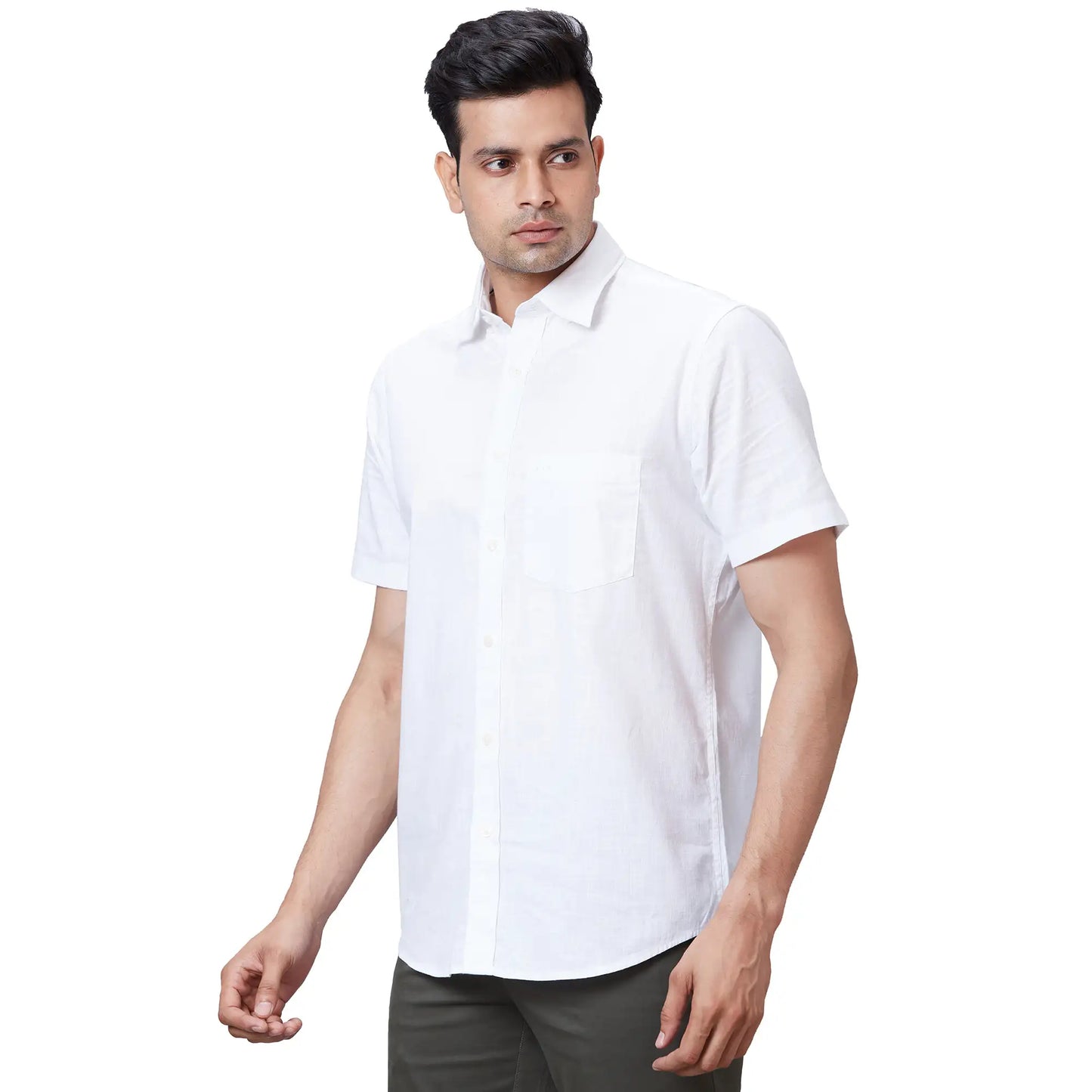 Men Blue Tailored Fit Solid Cotton Half Sleeve Shirts