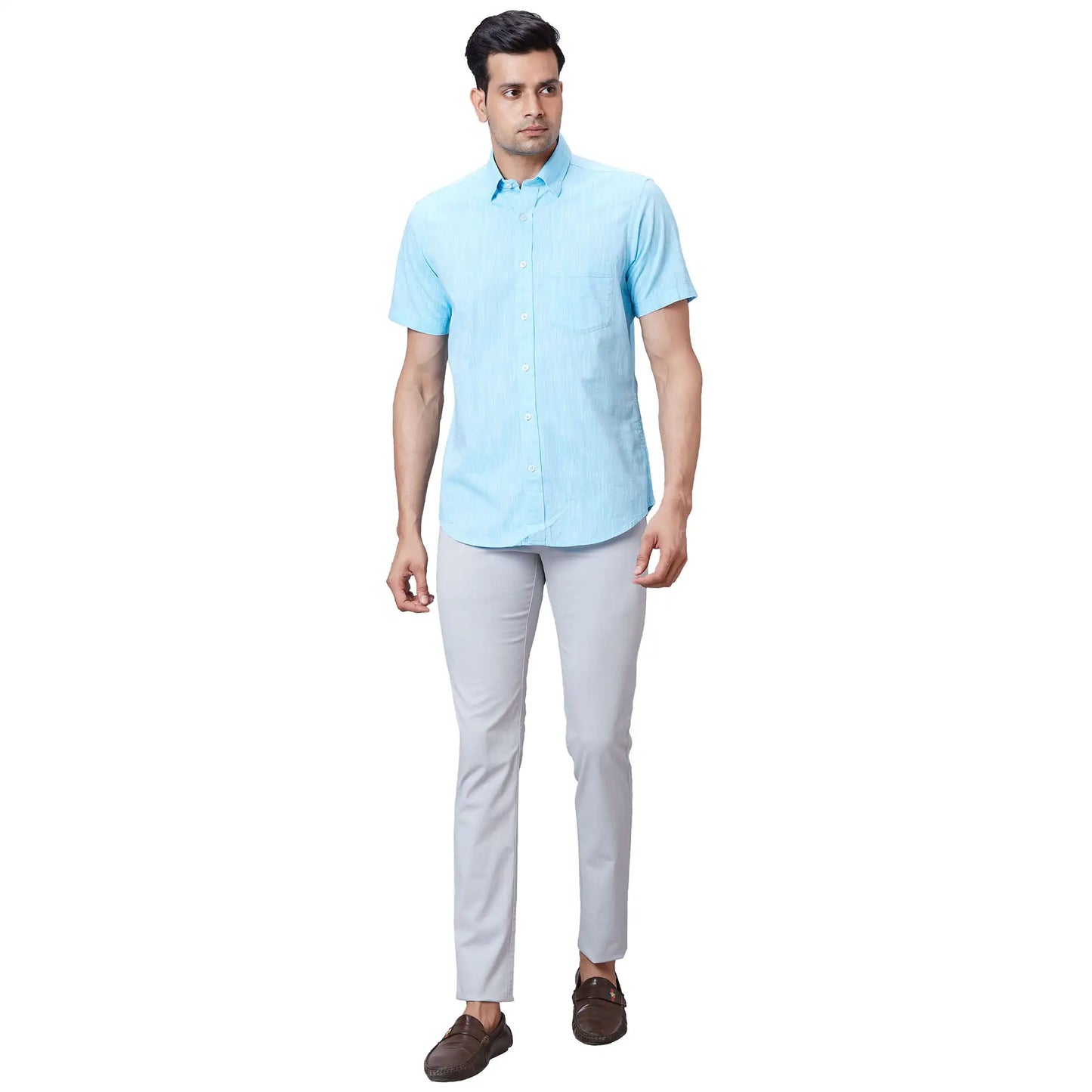 Men Blue Tailored Fit Solid Cotton Half Sleeve Shirts