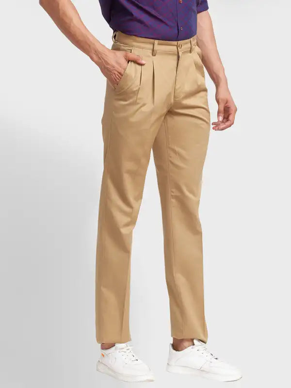Men Regular Fit Green Chinos